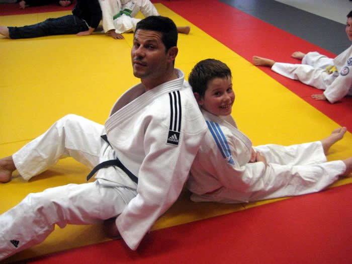 524216_382552465127406_153155887_n